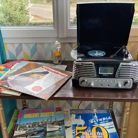 Carre Vintage, Annees 50 Avec Jardin Proche Laon Holiday home